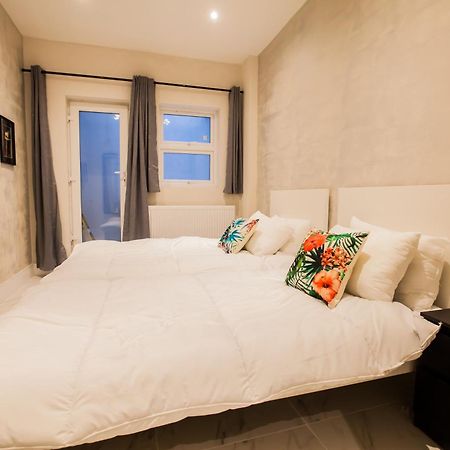 Luxury Fulham 3 Bedroom Garden House Лондон Екстер'єр фото