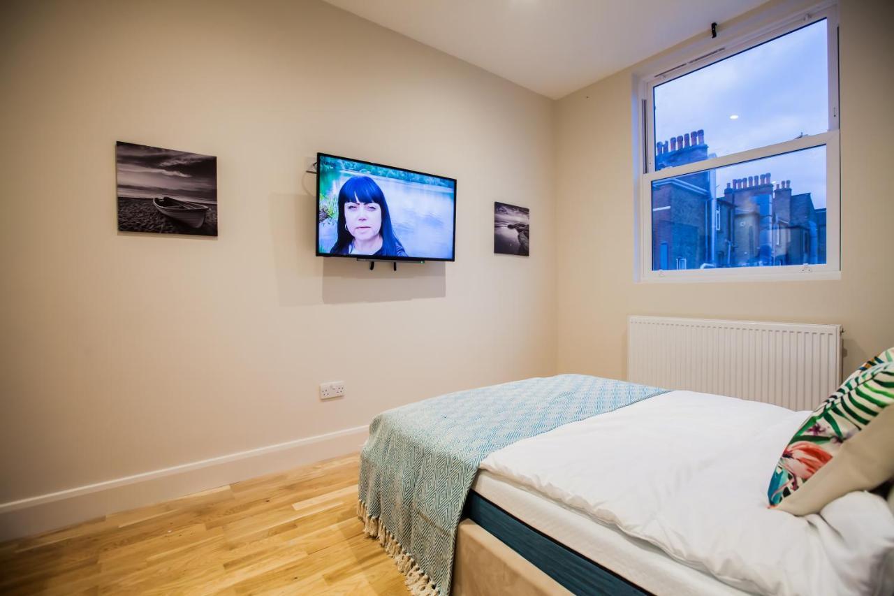 Luxury Fulham 3 Bedroom Garden House Лондон Екстер'єр фото